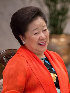 Porträt von Dr. Hak Ja Han Moon